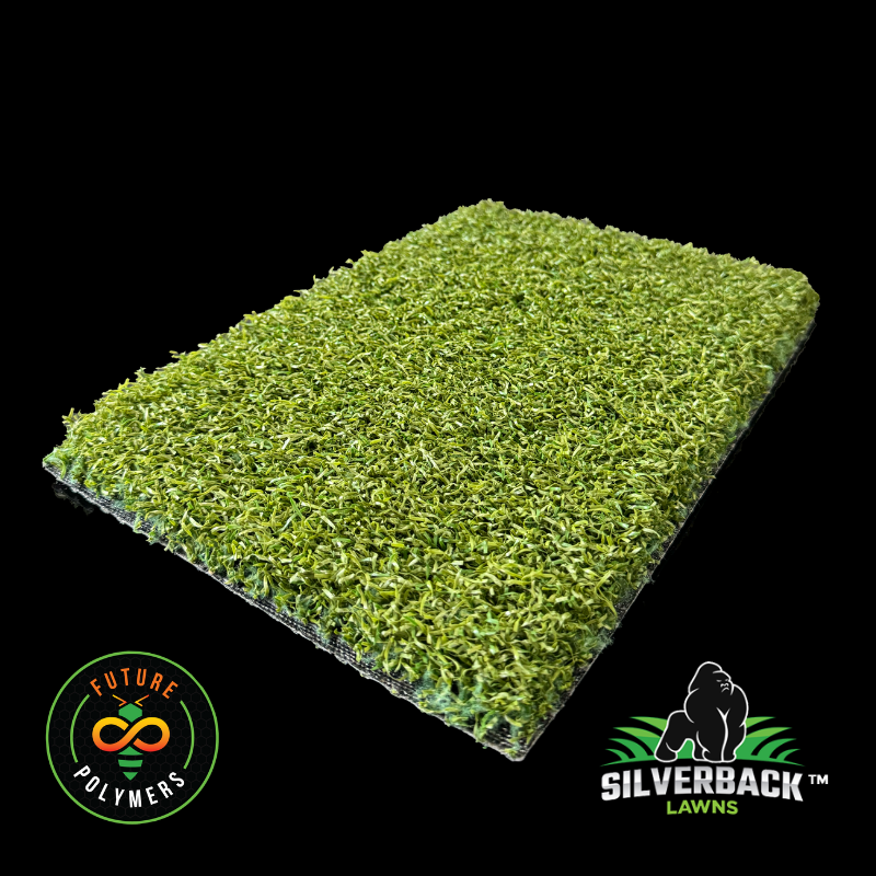 Sugarcane Silverback 35 V8 GT synthetic grass close-up